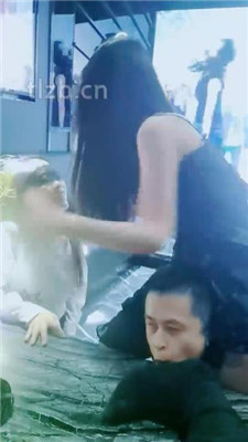 图片[18]-梦幻大大】公开处刑-和闺蜜KTV玩弄小三母狗下】