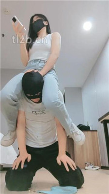 图片[12]-妮蔻】骑狗脖/提档/腿绞/脏鞋踩踏/插嘴揪耳朵