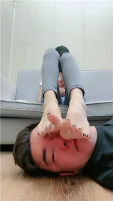 图片[12]-美娜格格】人体家具奴伺奉主人