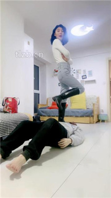 图片[5]-兔兔大人】长靴重度提档/骑马/长靴踩踏/脚喂酸奶