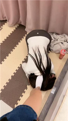 图片[13]-橙宝】双母畜-舔脚发骚/转胯/白袜脚插嘴/提档