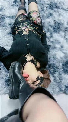 图片[5]-北京嘟嘟】刑具艺术鞭打/舔长靴黑丝/碾压踩