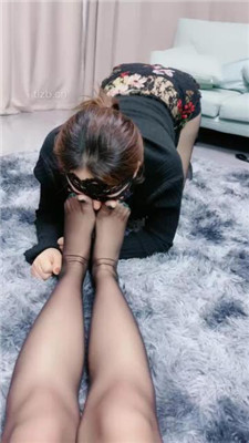 图片[13]-北京嘟嘟】刑具艺术鞭打/舔长靴黑丝/碾压踩