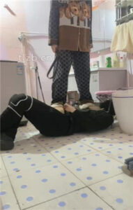 【小月牙】居家素颜给助理奴上课【续集】_绳艺库视频下载