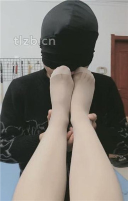 【兰芯大人】爱吃臭脚丫的贱奴_绳艺库视频下载