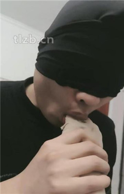 图片[2]-兰芯大人】爱吃臭脚丫的贱奴