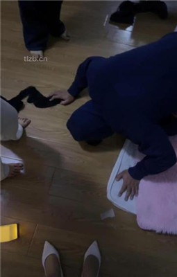 图片[18]-最浪女慕】女仆店素人群调情侣奴