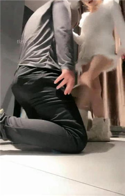 图片[6]-cc.s】毛短靴踩虐/狗链遛狗/臭白袜脚捂脸