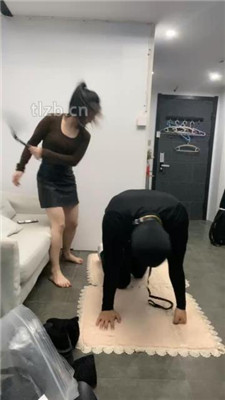 图片[9]-七七】跪舔长靴黑丝jio/踩踏踢踹/耳光完整版】