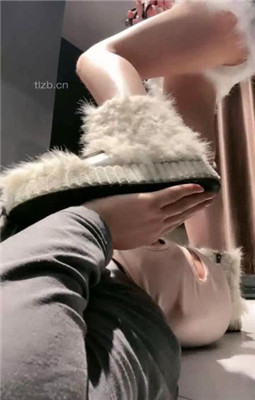 图片[11]-cc.s】毛短靴踩虐/狗链遛狗/臭白袜脚捂脸