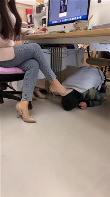 【喵主】桌底视角_绳艺库视频下载