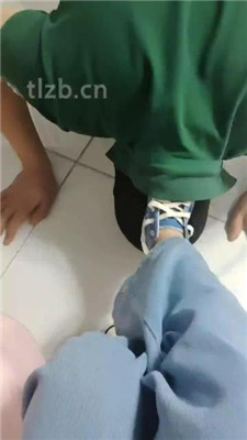 图片[2]-颜可】学生S-帆布鞋白棉袜辱哥哥