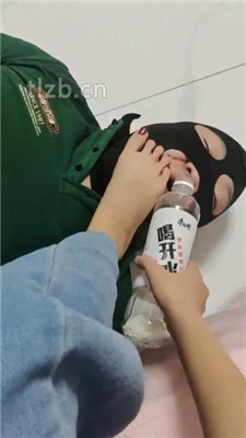 图片[7]-颜可】学生S-帆布鞋白棉袜辱哥哥