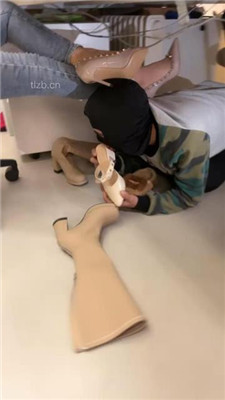 图片[20]-颜可】学生S-帆布鞋白棉袜辱哥哥