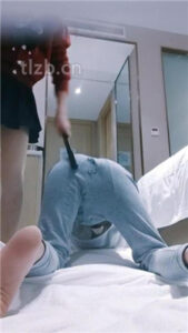 【羌爷】骑马/sp鞭打/口球塞嘴/闻超臭白袜【完整版】_绳艺库视频下载