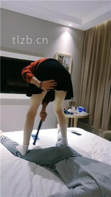 图片[9]-羌爷】骑马/sp鞭打/口球塞嘴/闻超臭白袜完整版】