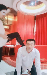 【伯爵】圈养犬化_绳艺库视频下载