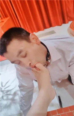 图片[13]-伯爵】圈养犬化-艺术蛇鞭/耳光/踢踹/清理靴子