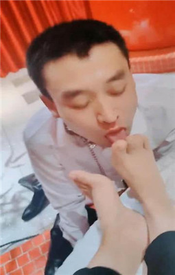 图片[20]-伯爵】圈养犬化-艺术蛇鞭/耳光/踢踹/清理靴子