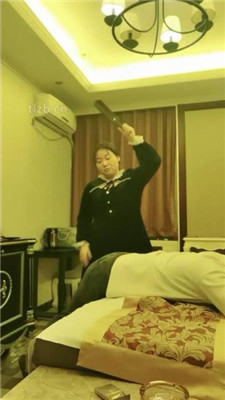 图片[9]-千面】打板子/人体烟灰缸/抽耳光/闻臭脚