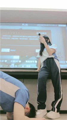 【妮蔻】学生服诱惑_绳艺库视频下载