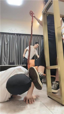 图片[3]-萬一】跪舔超脏高帮鞋/碾压狗爪/喂口水/脚深喉