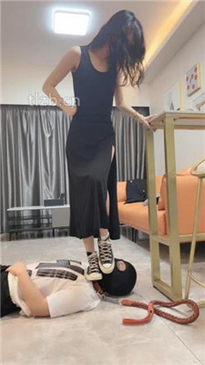 图片[9]-萬一】跪舔超脏高帮鞋/碾压狗爪/喂口水/脚深喉