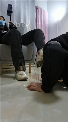 图片[2]-文文文】骑马/舔脏鞋/品尝素人裸足三视角版】