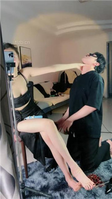 图片[13]-175艾琳】超美长腿车模-美腿诱惑调