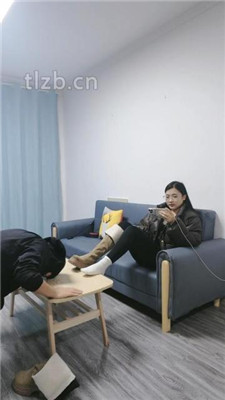 图片[3]-尤尤子】跪舔超脏长靴/原味裸足