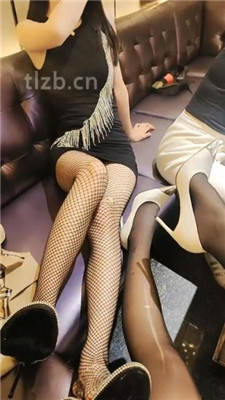 图片[10]-艳主】KTV-第一次和女素人戏耍闺蜜