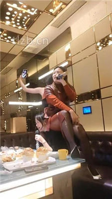 图片[12]-艳主】KTV-第一次和女素人戏耍闺蜜