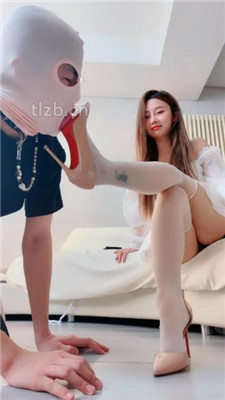 图片[6]-一茶】漂亮主播S-高跟白色诱惑调