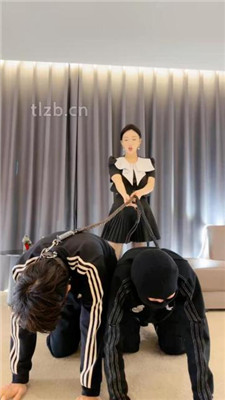 图片[11]-潘妮女王】双奴-骑马/耳光/拍子鞭打/强制闻靴子