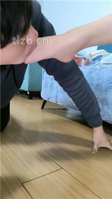 图片[12]-梓S】圣水裸足踩踏喂食