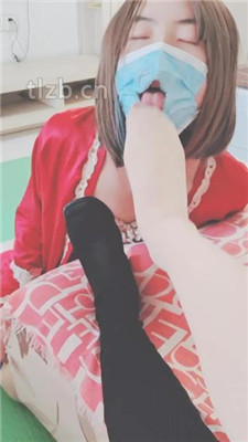 图片[7]-美容院S】变装狗奴对着长靴肉丝发骚