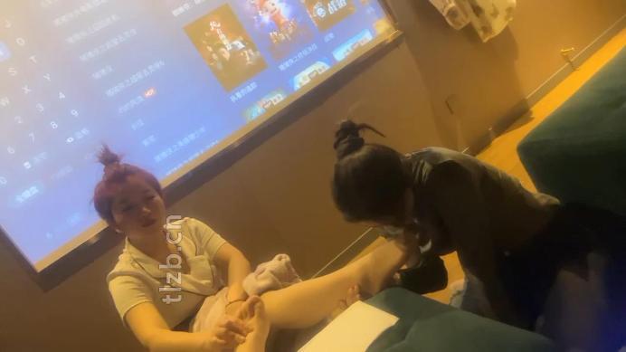 图片[6]-橘子没熟】母畜-足疗店当着技师面虐闺蜜