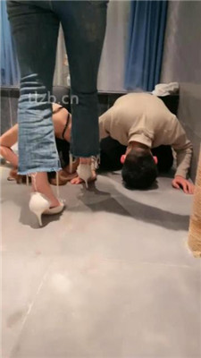 【小雅老师】情侣下跪做奴求虐_绳艺库视频下载