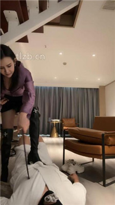 图片[8]-亚兮】模特S-白袜塞嘴/骑马/长靴踩虐/坐脸窒息/捆绑