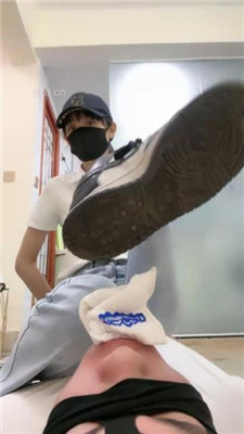 图片[3]-美娜格格】气味控制-白袜塞嘴重度耳光