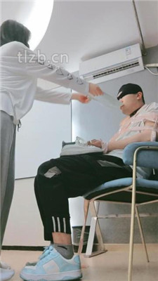 图片[19]-妮蔻】最脏麦昆-强制闻臭味