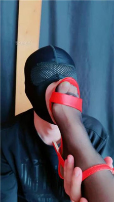 图片[4]-杭州cc】迷恋性感黑丝高跟的狗