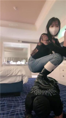 图片[11]-梦樱】双S刑讯逼供-长靴踢踹踩/耳光/转胯腿绞/抽双视角版】