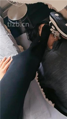 图片[6]-奶味小仙女】踩踏火车上的地毯狗