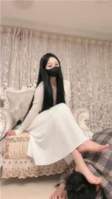 图片[4]-桃幼幼】白富美公主-高跟美腿踩虐/插嘴