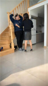 【冰色】吊绑强制虐打惩罚奴_绳艺库视频下载