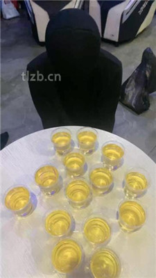 图片[4]-七七】赏赐绿帽男友圣水盛宴