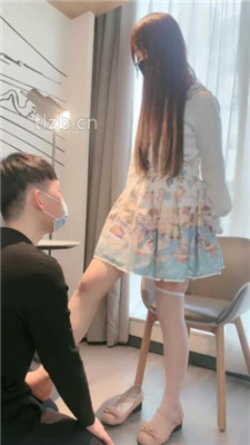 图片[9]-栗子】小姨虐姐夫-掐乳/耳光/踢踹强制虐