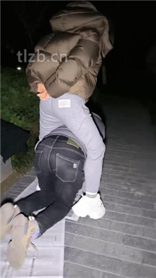 图片[5]-冰爷】户外-骑马骑脖/运动鞋白袜踩踏