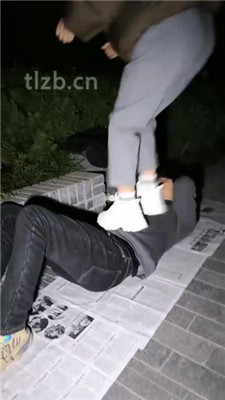 图片[17]-冰爷】户外-骑马骑脖/运动鞋白袜踩踏